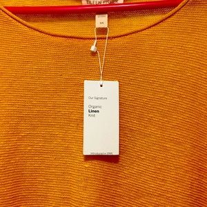 Eileen Fisher knitted brand new tunic.